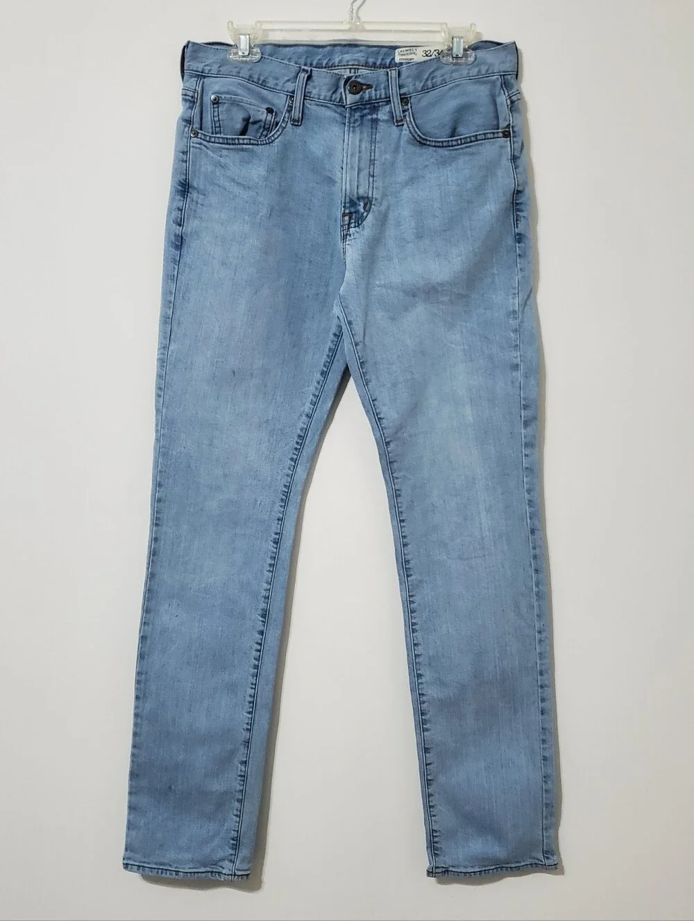 Cremieux Straight Fit Jeans Light Wash 32